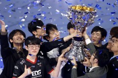 LPL春季赛焦点战：BLG战队 vs TES战队，中单对决与下路交锋引爆赛场